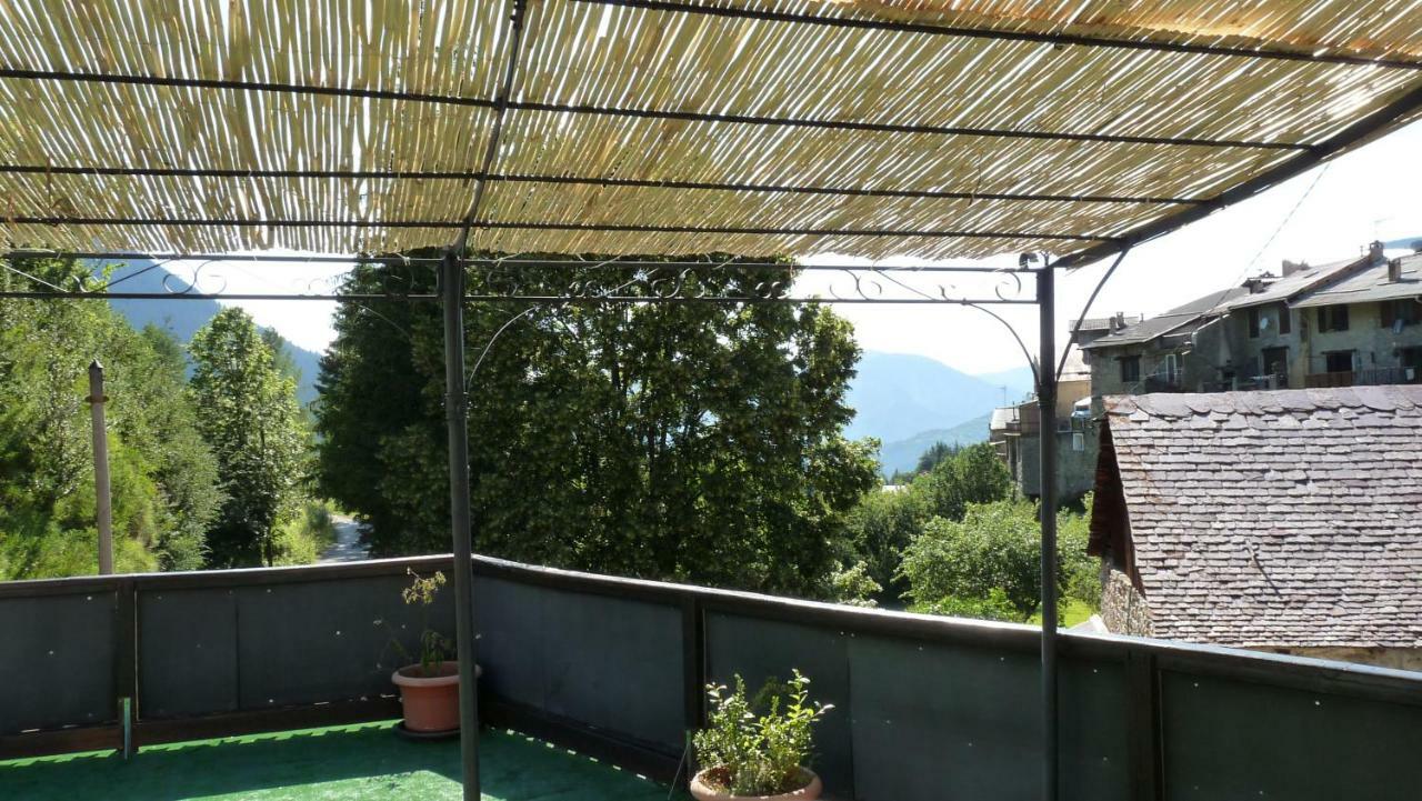 Chalet Le Bois Noir Valdeblore Exterior photo
